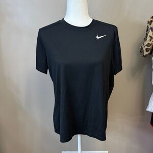 Nike Women's Black Short Sleeve Tee
